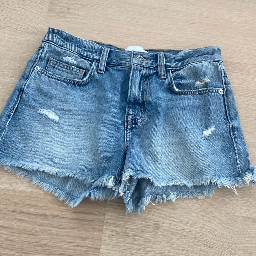 Current Elliott Jean shorts denim cut offs size 23 style is 2 two year destroy